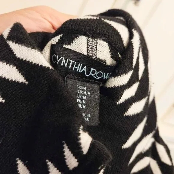 CYNTHIA ROWLEY black and white sweater dress!  Size M - Picture 2 of 8